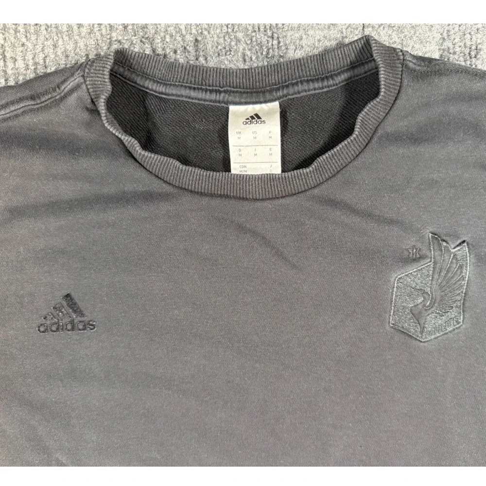 Adidas Tango Crewneck Sweatshirt Mens Medium Black MNUFC Sleeve Pullover Logo